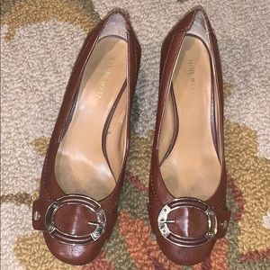 Nine West leather wedge size 8 brown